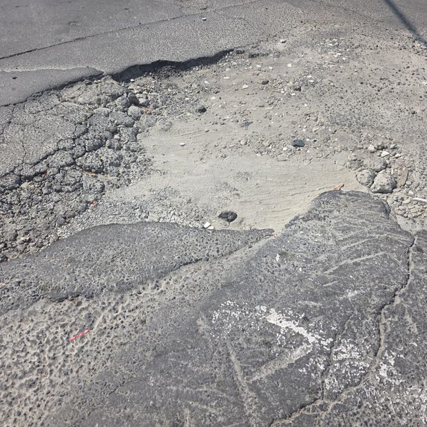 Bache en calles de la colonia Los Ángeles, Iztapalapa